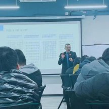 洪剑坪老师在武汉物流行业讲《供应链物流迈入”数治化“时代》专题培训